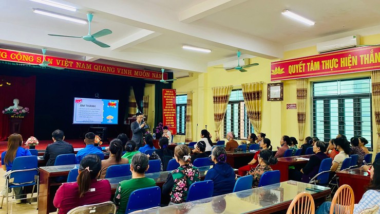 HỘI LIÊN HIỆP PHỤ NỮ XÃ PHƯỢNG DỰC THAM GIA TẬP HUẤN NÂNG CAO KỸ NĂNG BÁN HÀNG TRONG THỜI ĐẠI SỐ- Ảnh 1.