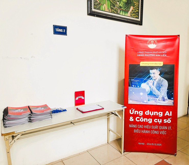 ỨNG DỤNG AI VÀ CÔNG CỤ SỐ, NÂNG CAO HIỆU SUẤT CÔNG VIỆC TẠI PHƯỜNG KIM LIÊN- Ảnh 15.