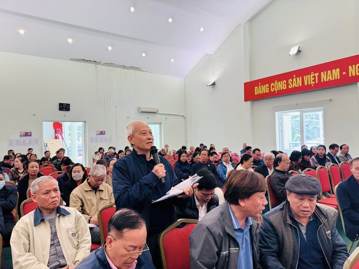 PHƯỜNG NGHĨA ĐÔ TỔ CHỨC HỘI NGHỊ TIẾP XÚC CỬ TRI TRƯỚC KỲ HỌP THƯỜNG LỆ CUỐI NĂM 2025 CỦA HĐND PHƯỜNG, NHIỆM KỲ 2021–2026- Ảnh 4.