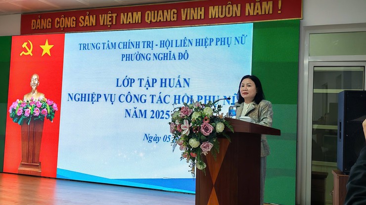 Bồi dưỡng nghiệp vụ công tác Hội cho Hội viên Hội Phụ nữ phường Nghĩa Đô năm 2025- Ảnh 2.