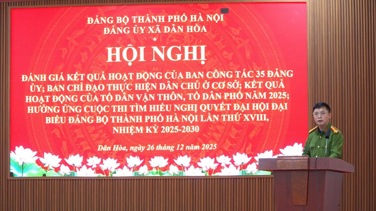 HỘI NGHỊ ĐÁNH GIÁ KẾT QUẢ HOẠT ĐỘNG CÔNG TÁC 35, THỰC HIỆN DÂN CHỦ Ở CƠ SỞ VÀ DÂN VẬN NĂM 2025; HƯỞNG ỨNG CUỘC THI TÌM HIỂU NGHỊ QUYẾT ĐẠI HỘI ĐẢNG BỘ THÀNH PHỐ HÀ NỘI LẦN THỨ XVIII- Ảnh 4.
