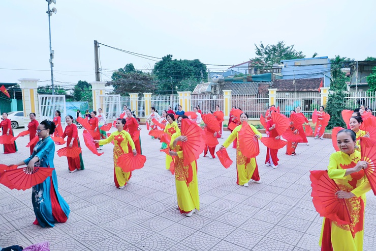 Hội LHPN xã Phú Nghĩa triển khai Nghị quyết 57-NQ/TW, triển khai nhiệm vụ công tác Hội và phong trào phụ nữ năm 2026- Ảnh 5.