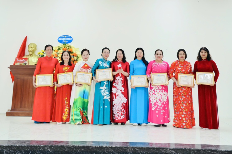 Hội LHPN xã Phú Nghĩa triển khai Nghị quyết 57-NQ/TW, triển khai nhiệm vụ công tác Hội và phong trào phụ nữ năm 2026- Ảnh 16.