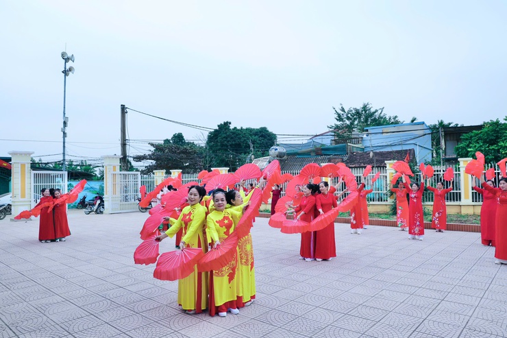 Hội LHPN xã Phú Nghĩa triển khai Nghị quyết 57-NQ/TW, triển khai nhiệm vụ công tác Hội và phong trào phụ nữ năm 2026- Ảnh 6.