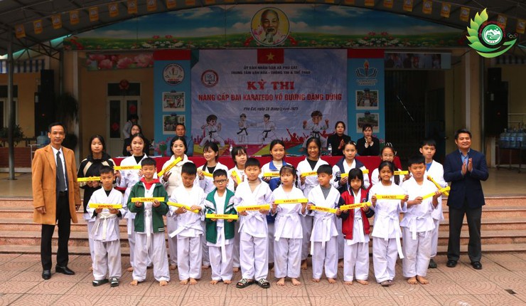 Xã Phú Cát tổ chức kỳ thi lên đai Karate cho hơn 200 võ sinh- Ảnh 15.