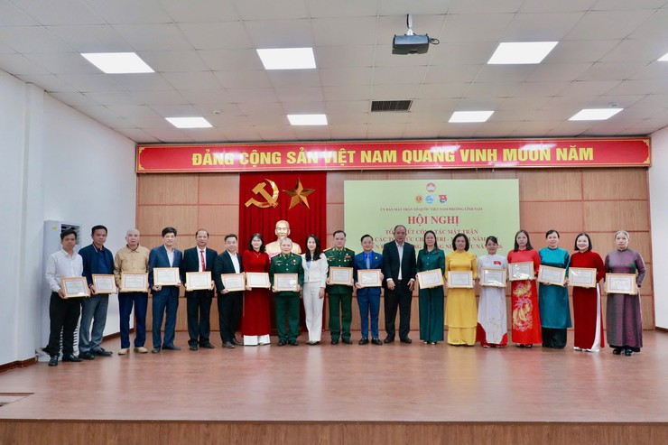 Ủy ban MTTQ Việt Nam phường Lĩnh Nam tổ chức Hội nghị tổng kết công tác Mặt trận và hoạt động của các tổ chức chính trị – xã hội năm 2025; triển khai phương hướng, nhiệm vụ trọng tâm năm 2026.- Ảnh 7.