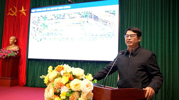 Hội nghị phổ biến các quy định của Nhà nước về chính sách bồi thường hỗ trợ tái định cư dự án đầu tư xây dựng đường sắt đô thị thành phố Hà Nội, tuyến số 5, Văn Cao - Ngọc Khánh - Láng - Hoà Lạc- Ảnh 6.