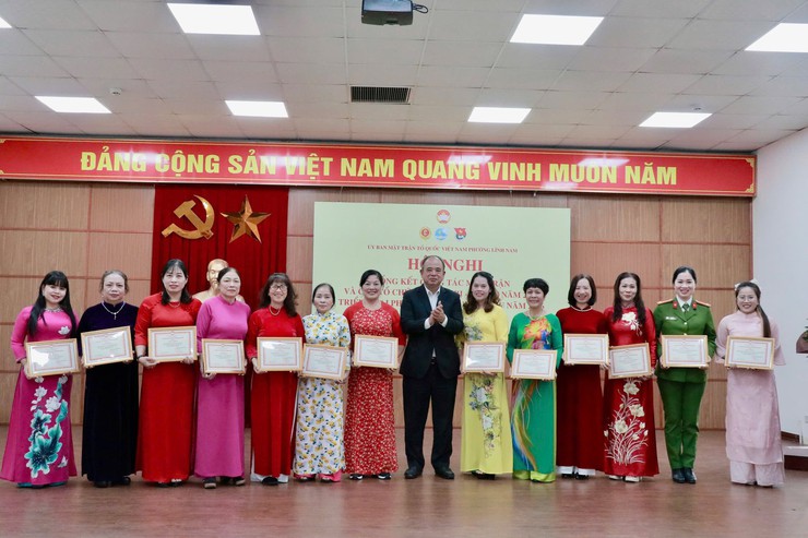 Ủy ban MTTQ Việt Nam phường Lĩnh Nam tổ chức Hội nghị tổng kết công tác Mặt trận và hoạt động của các tổ chức chính trị – xã hội năm 2025; triển khai phương hướng, nhiệm vụ trọng tâm năm 2026.- Ảnh 8.