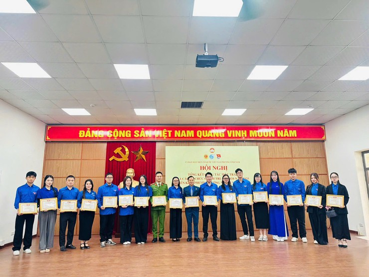 Ủy ban MTTQ Việt Nam phường Lĩnh Nam tổ chức Hội nghị tổng kết công tác Mặt trận và hoạt động của các tổ chức chính trị – xã hội năm 2025; triển khai phương hướng, nhiệm vụ trọng tâm năm 2026.- Ảnh 6.