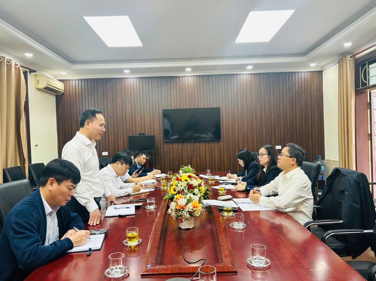 UBND xã Phú Cát tổ chức Hội nghị về thuế trong giải quyết TTHC đất đai- Ảnh 1.