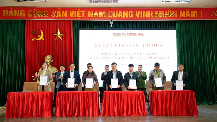 Hội nghị tuyên truyền vận động thu hồi, phòng ngừa, đấu tranh với tội phạm, vi phạm pháp luật về vũ khí, vật liệu nổ, công cụ hỗ trợ và pháo trên địa bàn xã Dương Hoà- Ảnh 10.