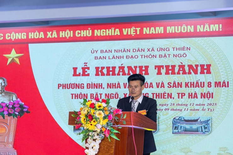 THÔN BẶT NGÕ TỔ CHỨC LỄ KHÁNH THÀNH CÔNG TRÌNH VĂN HÓA TÂM LINH; THÔN BẶT CHÙA LONG TRỌNG TƯỞNG NIỆM 100 NĂM NGÀY MẤT CỤ NGUYỄN THƯỢNG HIỀN- Ảnh 27.