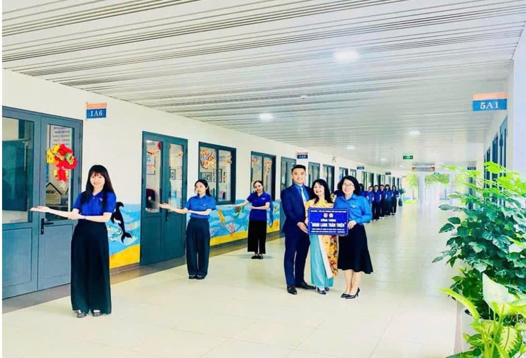 PHƯỜNG VIỆT HƯNG: TRIỂN KHAI HIỆU QUẢ CÁC MÔ HÌNH “DÂN VẬN KHÉO” TẠI TRƯỜNG TIỂU HỌC ĐOÀN KHUÊ- Ảnh 1.