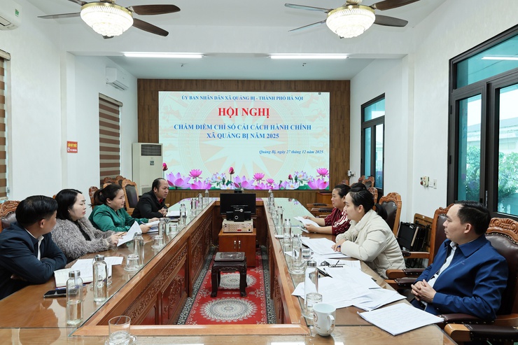 UBND xã Quảng Bị tổ chức hội nghị chấm điểm chỉ số cải cách hành chính năm 2025- Ảnh 1.