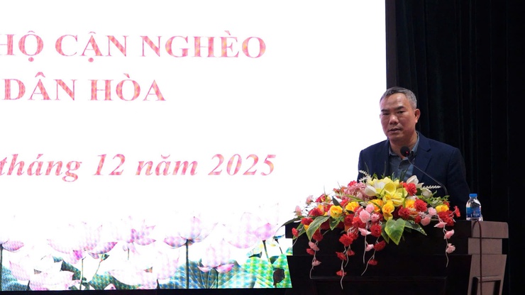 XÃ DÂN HÒA TỔ CHỨC CHƯƠNG TRÌNH TẶNG SỔ BẢO HIỂM XÃ HỘI TỰ NGUYỆN CHO HỘ CẬN NGHÈO- Ảnh 2.