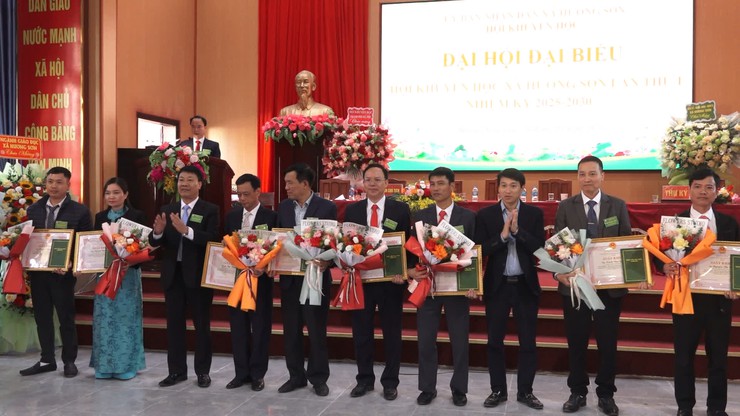 ĐẠI HỘI KHUYẾN HỌC XÃ HƯƠNG SƠN LẦN THỨ NHẤT NHIỆM KỲ 2025 – 2030 THÀNH CÔNG TỐT ĐẸP- Ảnh 10.