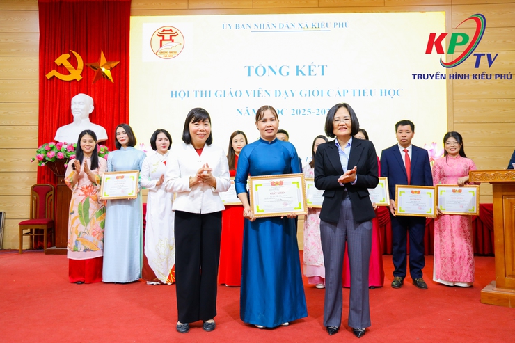 XÃ KIỀU PHÚ TỔ CHỨC HỘI NGHỊ TỔNG KẾT HỘI THI GIÁO VIÊN DẠY GIỎI CẤP TIỂU HỌC NĂM 2025- Ảnh 7.