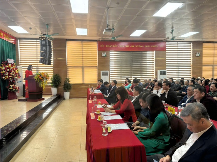 Phường Vĩnh Tuy: hoạt động nền nếp, hiệu quả trong bối cảnh nhiều việc mới, việc khó- Ảnh 2.