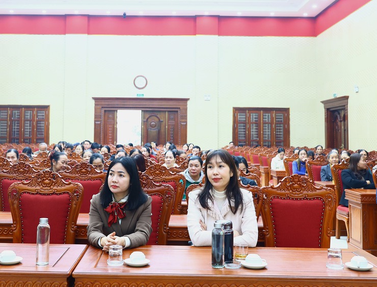 Xã Thạch Thất đẩy mạnh tuyên truyền Luật Phòng, chống bạo lực gia đình- Ảnh 7.