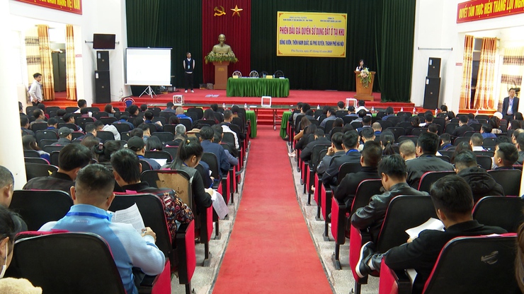 Xã Phú Xuyên tổ chức phiên đấu giá quyền sử dụng đất tại thôn Nam Quất- Ảnh 1.