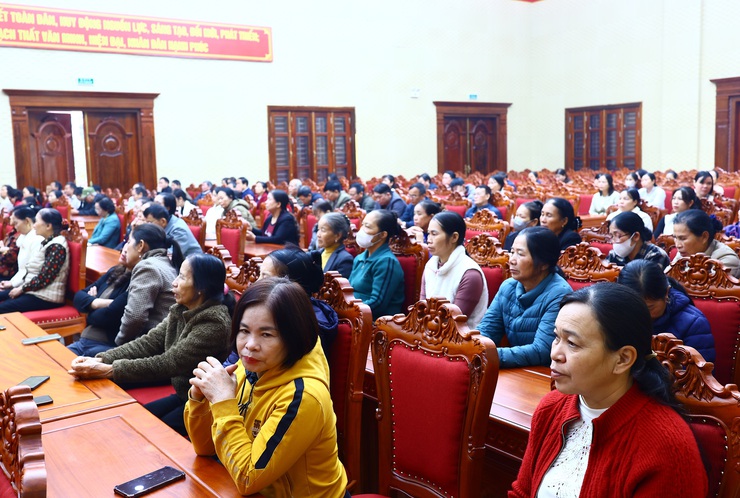 Xã Thạch Thất đẩy mạnh tuyên truyền Luật Phòng, chống bạo lực gia đình- Ảnh 6.