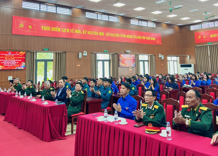 CÂU CHUYỆN THỜI HOA LỬA- Ảnh 2.