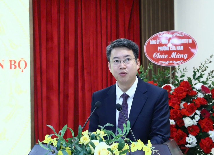 HỘI NGHỊ CÔNG BỐ NGHỊ QUYẾT CỦA HĐND THÀNH PHỐ HÀ NỘI VỀ CÔNG TÁC CÁN BỘ TẠI PHƯỜNG CỬA NAM- Ảnh 5.