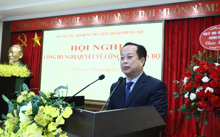 HỘI NGHỊ CÔNG BỐ NGHỊ QUYẾT CỦA HĐND THÀNH PHỐ HÀ NỘI VỀ CÔNG TÁC CÁN BỘ TẠI PHƯỜNG CỬA NAM- Ảnh 2.