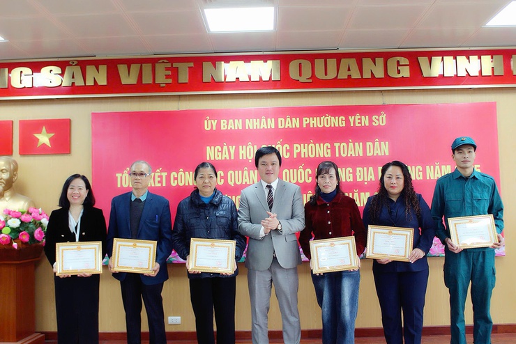 Phường Yên Sở tổ chức hội nghị tổng kết công tác quân sự, quốc phòng địa phương năm 2025 và phương hướng nhiệm vụ năm 2026.- Ảnh 5.