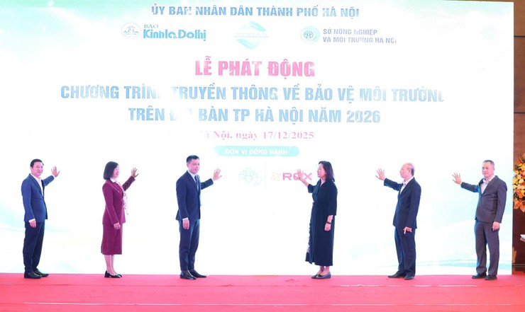 Lễ Tổng kết chương trình truyền thông, trao giải Cuộc thi viết về Bảo vệ môi trường trên địa bàn thành phố Hà Nội và phát động chương trình truyền thông năm 2026- Ảnh 9.