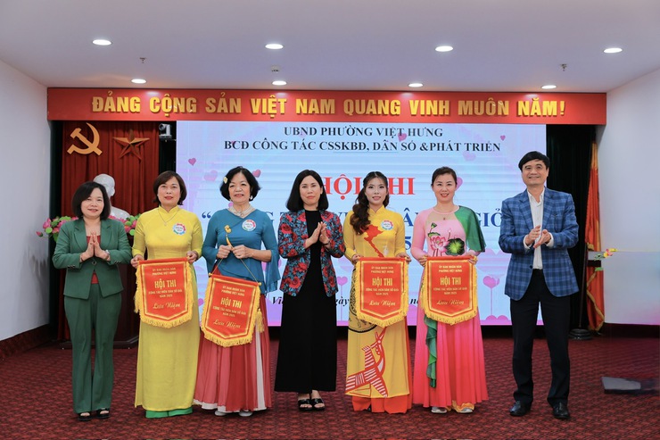 Phường Việt Hưng tổ chức thành công Hội thi cộng tác viên dân số giỏi năm 2025- Ảnh 1.