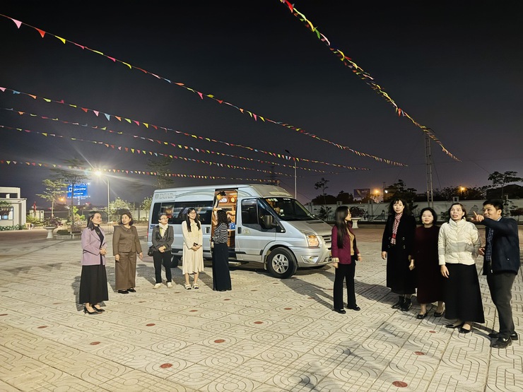 UBND xã Phú Xuyên đón đoàn kiểm tra Chung khảo 
Cuộc thi “Sáng – xanh – sạch – đẹp”
- Ảnh 1.