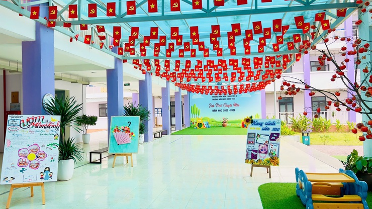 UBND xã Phú Xuyên đón đoàn kiểm tra Chung khảo 
Cuộc thi “Sáng – xanh – sạch – đẹp”
- Ảnh 4.