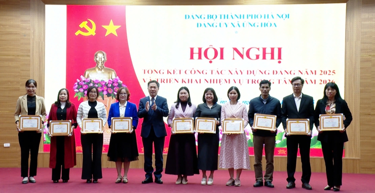 ĐẢNG UỶ XÃ ỨNG HOÀ TỔNG KẾT CÔNG TÁC XÂY DỰNG ĐẢNG NĂM 2025, TRIỂN KHAI NHIỆM VỤ TRỌNG TÂM NĂM 2026.- Ảnh 1.