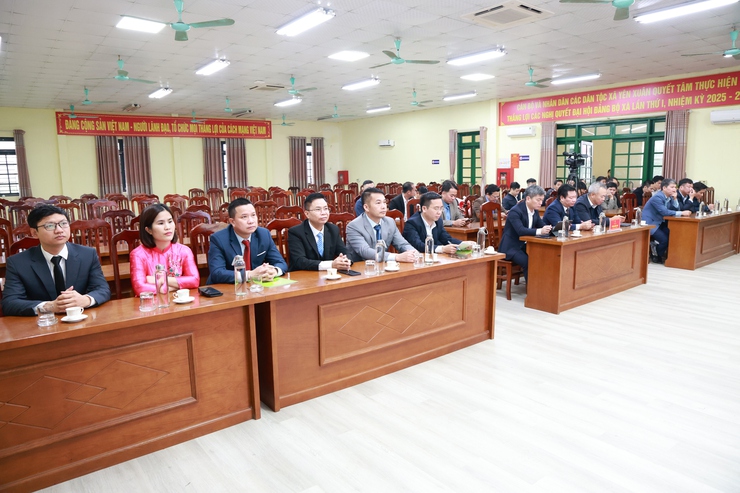 Yên Xuân: Hội nghị công bố các Quyết định về công tác cán bộ- Ảnh 2.