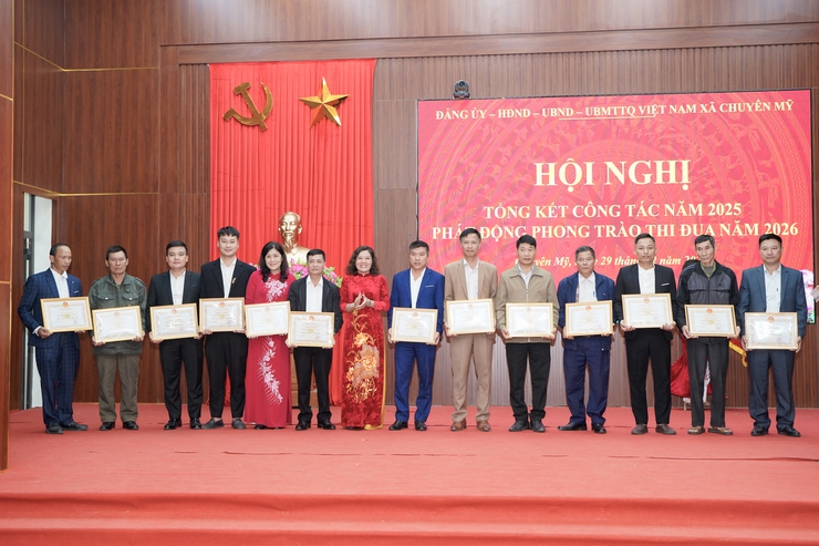 Xã Chuyên Mỹ tổng kết công tác năm 2025, phát động phong trào thi đua năm 2026- Ảnh 18.