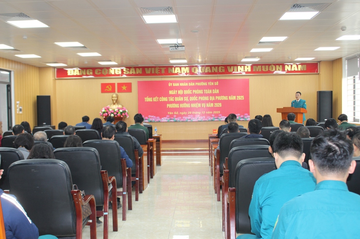 Phường Yên Sở tổ chức hội nghị tổng kết công tác quân sự, quốc phòng địa phương năm 2025 và phương hướng nhiệm vụ năm 2026.- Ảnh 4.