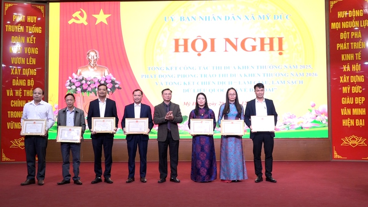 Xã Mỹ Đức tổng kết cồng tác thi đua khen thưởng năm 2025 và phát động phong trào thi đua năm 2026- Ảnh 16.