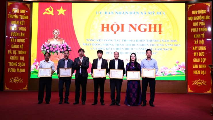 Xã Mỹ Đức tổng kết cồng tác thi đua khen thưởng năm 2025 và phát động phong trào thi đua năm 2026- Ảnh 13.