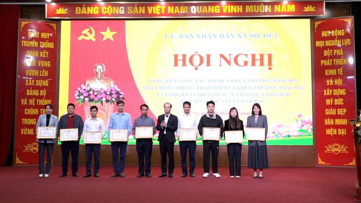 Xã Mỹ Đức tổng kết cồng tác thi đua khen thưởng năm 2025 và phát động phong trào thi đua năm 2026- Ảnh 15.