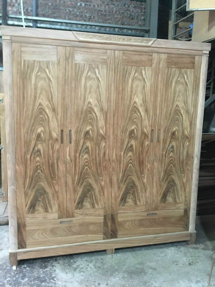 Câu chuyện tủ gỗ hương xám - Ảnh 1.