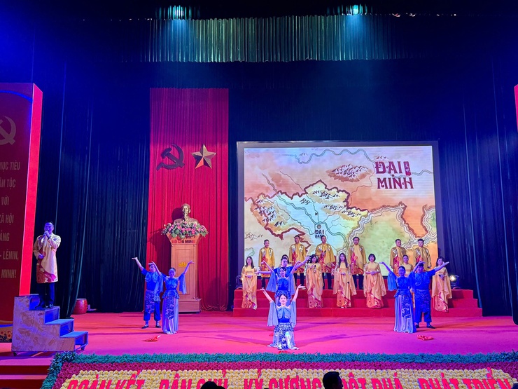 Ấn tượng Chương trình Gala văn nghệ “Chào năm mới 2026” xã Thanh Trì- Ảnh 6.