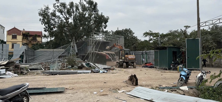 UBND xã Thanh Trì cưỡng chế công trình xây dựng trái phép trên đất nông nghiệp- Ảnh 3.