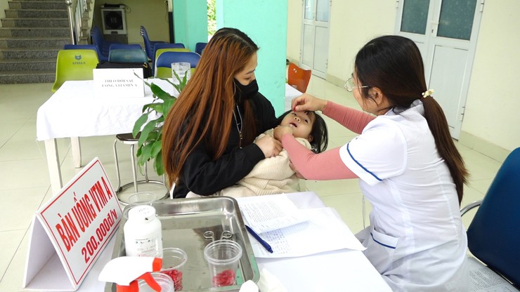 Xã Vật Lại tổ chức Chiến dịch cho trẻ uống bổ sung Vitamin A đợt 2 năm 2025- Ảnh 3.
