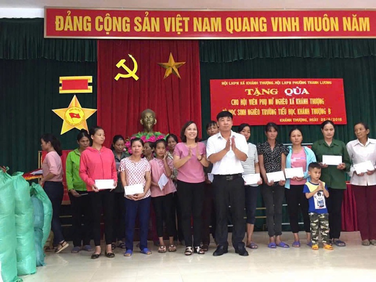 Tấm gương điển hình tiến tiến trong phong trào thi đua yêu nước của phường Vĩnh Tuy giai đoạn 2020-2025- Ảnh 1.