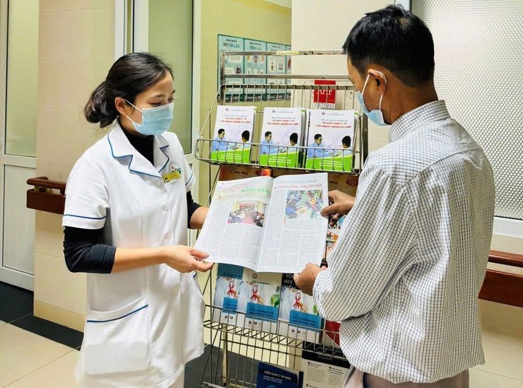 Hà Nội quyết tâm chung tay đẩy lùi HIV/AIDS – mở rộng vòng tay không để ai bị bỏ lại phía sau- Ảnh 1.