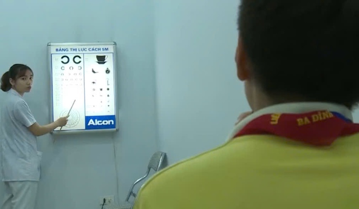 Tăng cường phối hợp liên ngành quản lý tật khúc xạ ở lứa tuổi học sinh- Ảnh 2.
