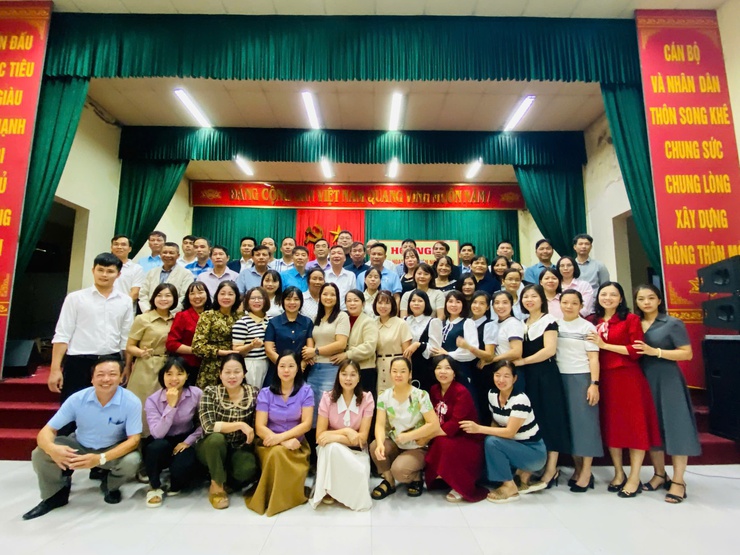 Sinh hoạt hai chiều: Gắn kết trách nhiệm – Lan tỏa niềm tin từ cơ sở- Ảnh 4.