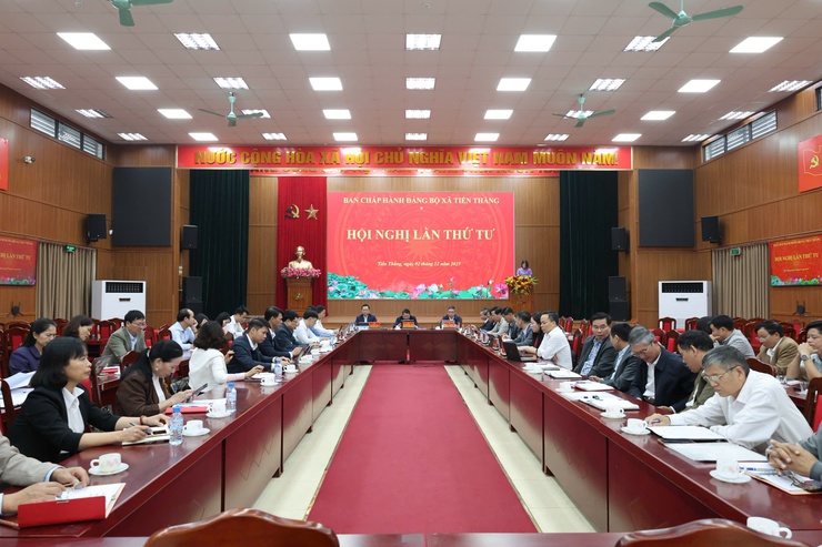 Hội nghị lần thứ tư Ban Chấp hành Đảng bộ xã Tiến Thắng- Ảnh 1.