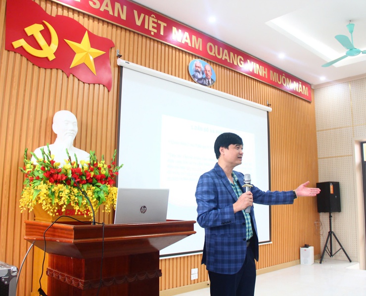 Xã Thạch Thất chú trọng nâng cao kiến thức, kỹ năng về công tác dân số trong tình hình mới- Ảnh 1.